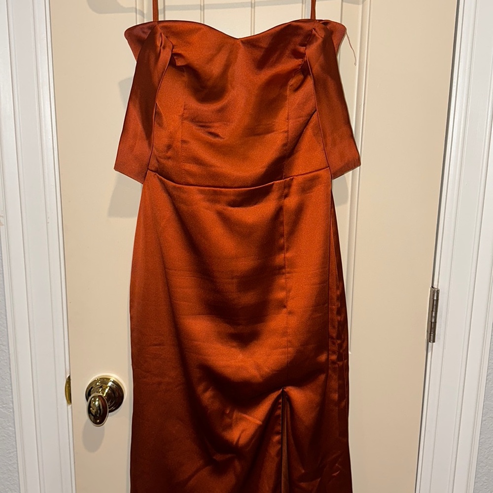 Chicsew dress size 0 in color rust